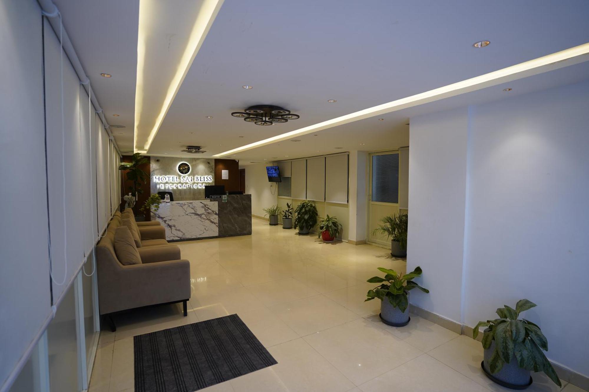 Отель Sai Bliss Residency, Manyata Tech Park Бангалор Экстерьер фото